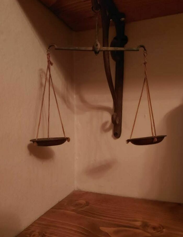 93 Disturbing And Weird Things Found In Homes That Were Abandoned Or Forgotten (New Pics)