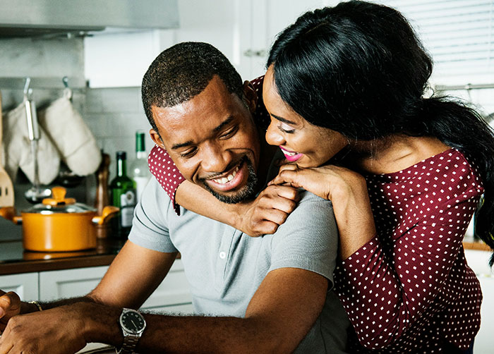 Woman’s Life Implodes After BF’s “Surprise” For Her Turns Out To Be Baby Supplies For Her Pregnant Roommate