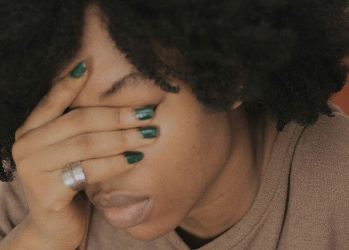 Woman’s Life Implodes After BF’s “Surprise” For Her Turns Out To Be Baby Supplies For Her Pregnant Roommate