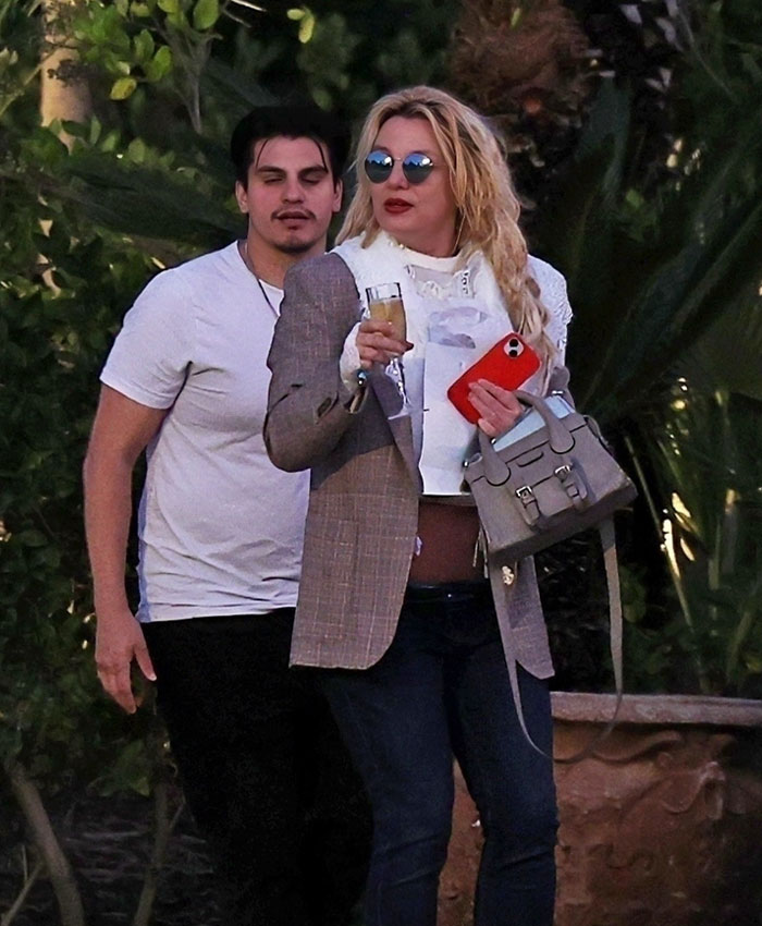 Britney Spears&rsquo; Manager Speaks Out As Report Details She Was Taken To Hospital After Arrest