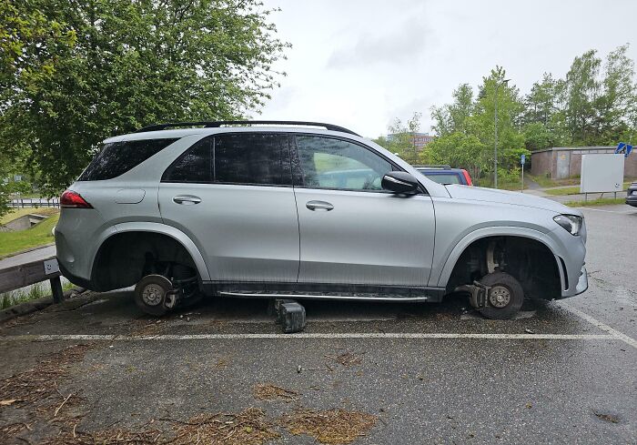 &ldquo;Do I Cry Or Laugh?&rdquo;: If You Think Your Day Is Bad, These 79 People Would Like A Word (New Pics)