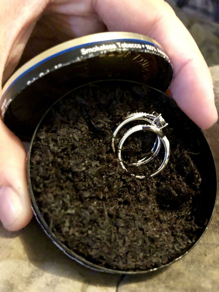 43 Marriage Proposals So Cringeworthy, Even The Ring Couldn&rsquo;t Save Them