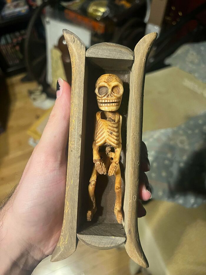 69 Of The Coolest And Most Interesting Antiques That Folks Scored In Their Lives