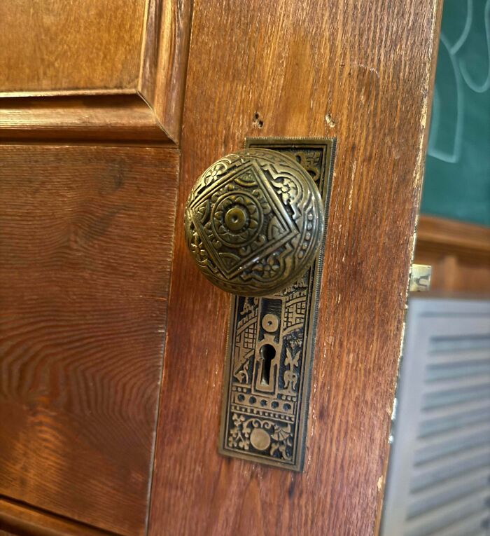 69 Of The Coolest And Most Interesting Antiques That Folks Scored In Their Lives