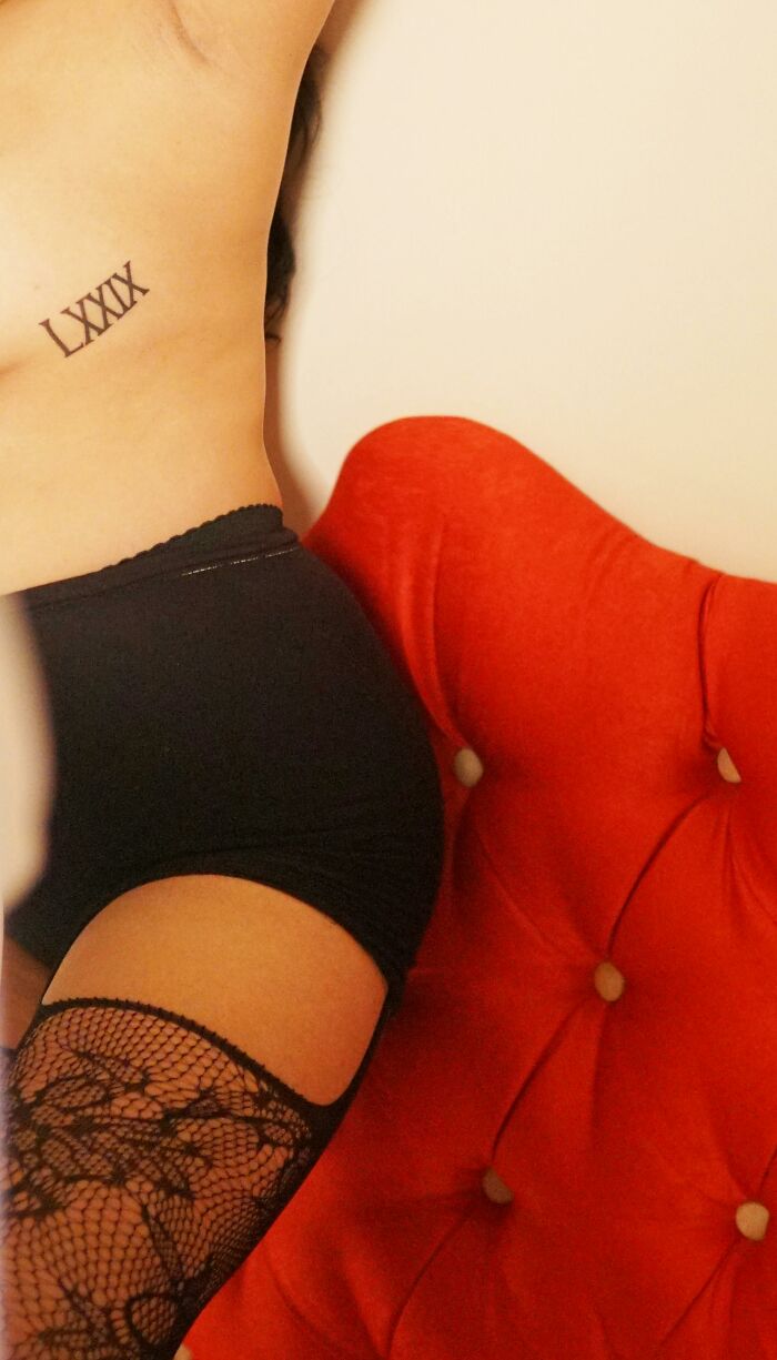 After Eight Years Of Tattooing, I Know Small Tattoos Can Be The Most Meaningful, Here Are 20 Examples