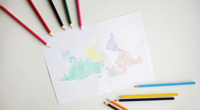 Only A Total Geography Genius Can Name All 35 Countries From These Crazy Maps