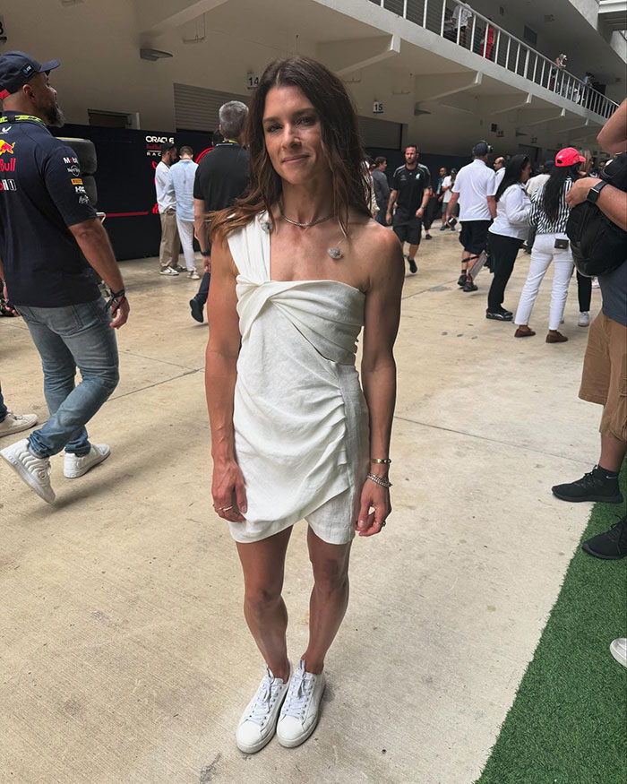 “Built Better Than The F1 Drivers”: Photo Of Danica Patrick Stuns Fans After Her Firing Sparks Controversy