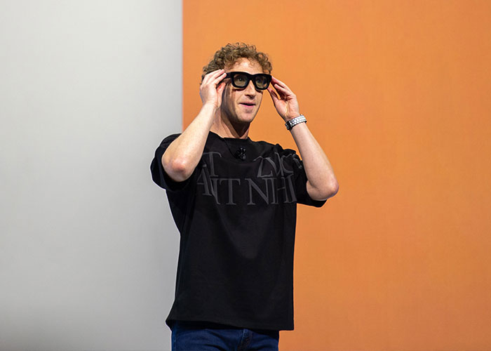 Meta Workers Reveal Some Of The Disturbing Things They’ve Seen Through Users’ Smart Glasses