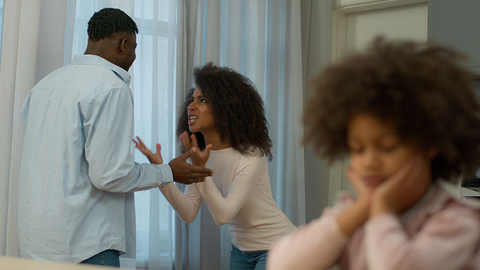 Wife Punishes Vegan-Hating Husband For Ruining Daughter&rsquo;s Only Friendship, Still Defends Him In The Comments