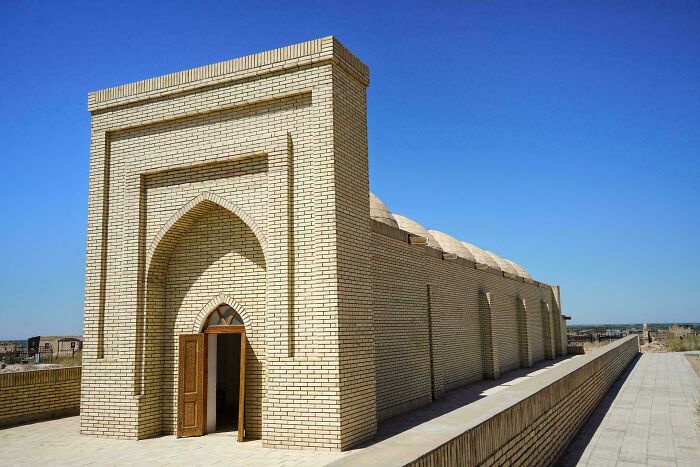 83 Fascinating Artefacts That Survived To This Day To Give Us Perspective About The World And Humanity (New Pics)