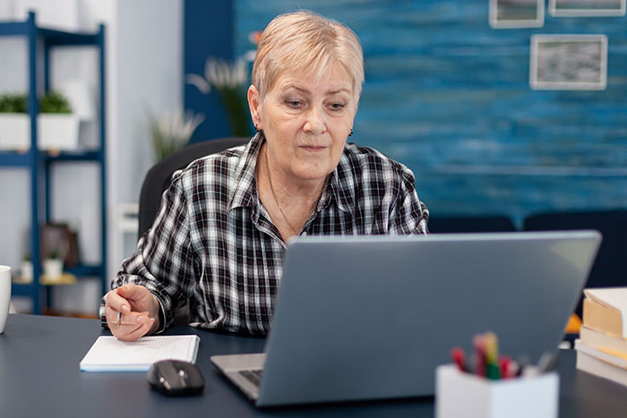 MIL Tries To Catfish Woman To Prove She&rsquo;s Cheating, It Backfires Spectacularly