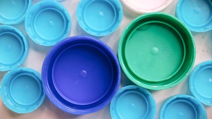 &ldquo;Did You Also Do This As A Kid?&rdquo;: 26 Things That Everyone Thought Were Unique To Them