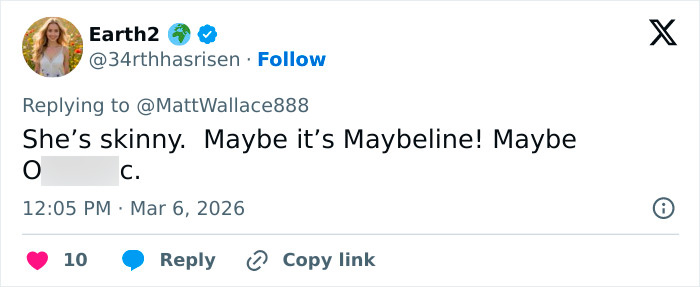 Oprah Winfrey Video Goes Viral As Fans Catch Bizarre Detail