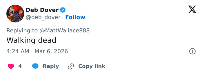 Oprah Winfrey Video Goes Viral As Fans Catch Bizarre Detail