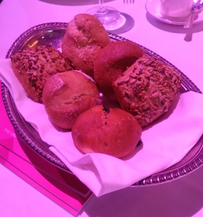 77 Times Hotels Messed Up So Bad, People Had To Shame Them Online (New Pics)