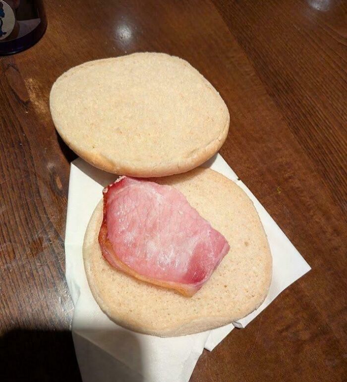 77 Times Hotels Messed Up So Bad, People Had To Shame Them Online (New Pics)