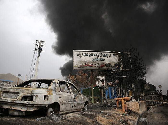 Influencer Mercilessly Mocked After Claiming To Be “Stranded” Due To War Because He Refuses To Fly Economy