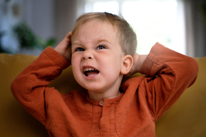 Entitled Mom Dumps Kids On 21YO For Free Babysitting, Rages When Unsupervised Brats Destroy The Home Entitled Mom Dumps Kids On 21YO For Free Babysitting, Rages When Unsupervised Brats Destroy The Home