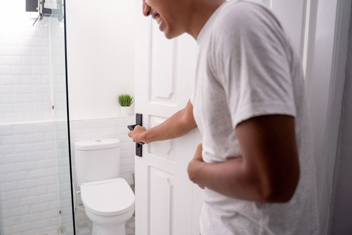 Man Uses Bathroom Habit To Flee His Parenting Duties, Wife Is Fed Up With His Pathetic Excuses Man Uses Bathroom Habit To Flee His Parenting Duties, Wife Is Fed Up With His Pathetic Excuses