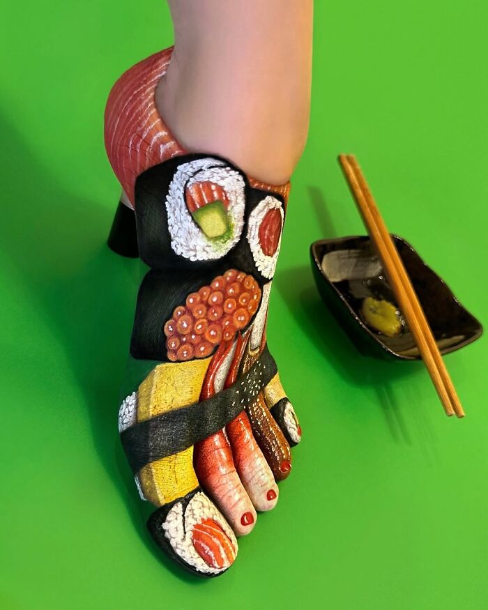 26 Surreal Makeup Illusions By This Artist That Might Make Your Brain Do A Double Take (New Pics)