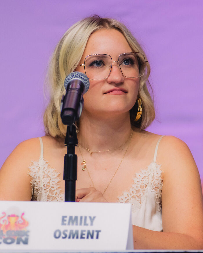 Emily Osment: Bio And Career Highlights Emily Osment: Bio And Career Highlights