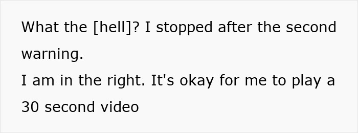 Woman Loses It After Getting Kicked Off Plane For Watching Videos Without Headphones Woman Loses It After Getting Kicked Off Plane For Watching Videos Without Headphones