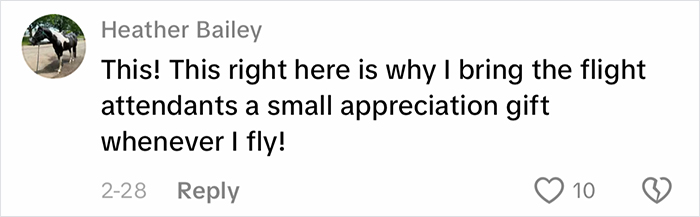 Woman Loses It After Getting Kicked Off Plane For Watching Videos Without Headphones Woman Loses It After Getting Kicked Off Plane For Watching Videos Without Headphones