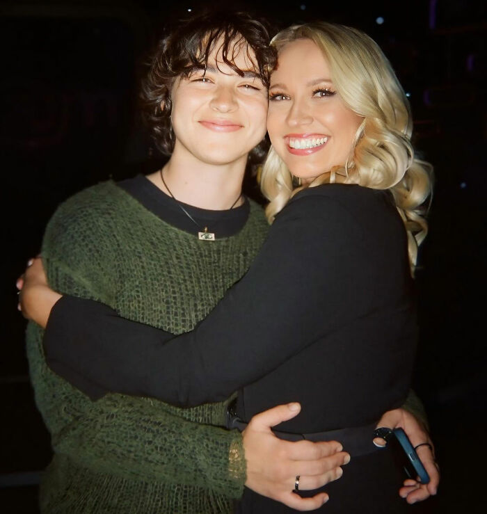 Anna Camp Finally Clears Up Her Sexuality After Confirming Age-Gap Romance Anna Camp Finally Clears Up Her Sexuality After Confirming Age-Gap Romance