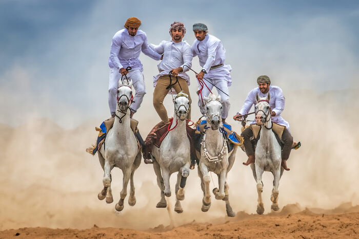 Here Are 18 Of The Most Powerful Photos From This Year’s HIPA Photography Awards Here Are 18 Of The Most Powerful Photos From This Year’s HIPA Photography Awards