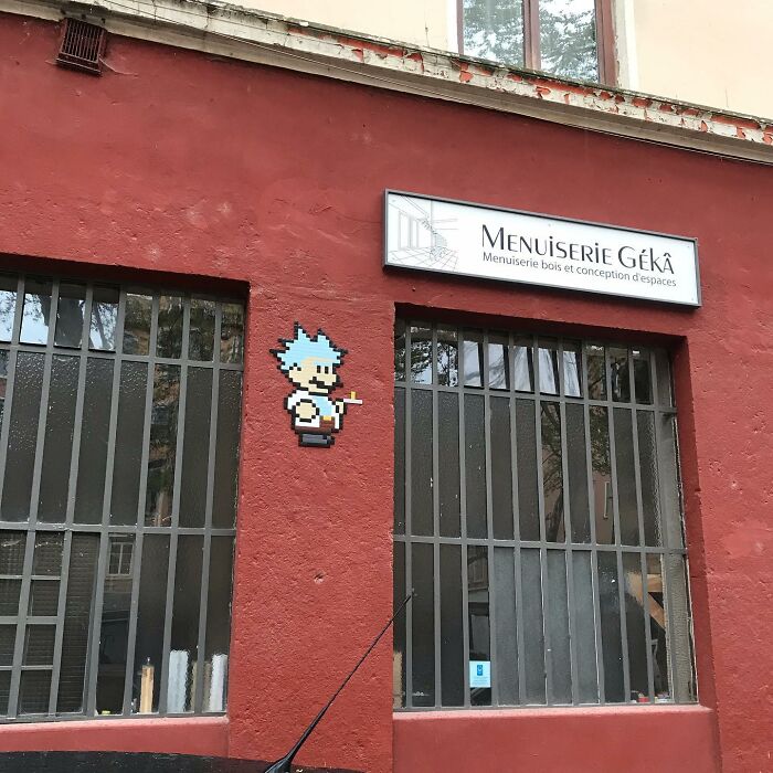 This Artist Hides Pixel-Style Mosaics In Cities Around The World, And Here Are 80 Of Them