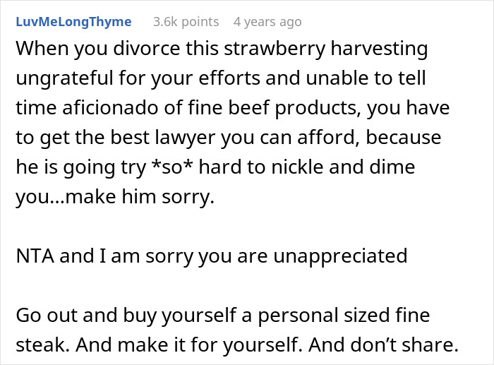 Guy Harvests Strawberries In Game Instead Of Watching Steak, Blames Wife When Dinner Turns Charcoal Guy Harvests Strawberries In Game Instead Of Watching Steak, Blames Wife When Dinner Turns Charcoal