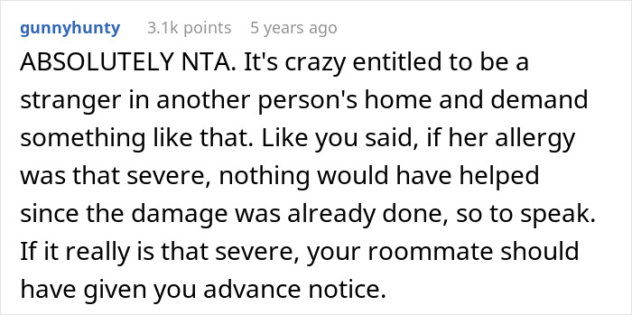 Lady Won’t Stop Eating Peanut Butter Because Roomie’s Unannounced Guest Is Allergic, Drama Ensues