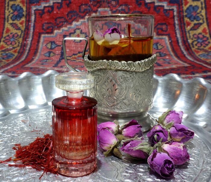 33 Perfumes So Bizarre You Might Wonder Who On Earth Would Ever Wear Them 33 Perfumes So Bizarre You Might Wonder Who On Earth Would Ever Wear Them