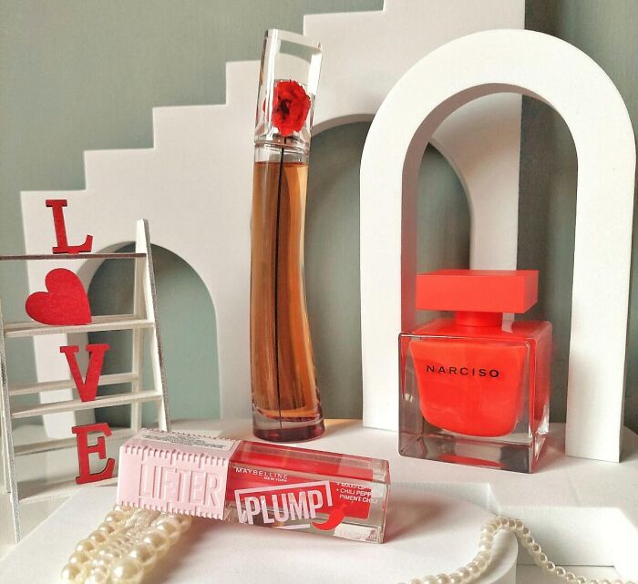 33 Perfumes So Bizarre You Might Wonder Who On Earth Would Ever Wear Them 33 Perfumes So Bizarre You Might Wonder Who On Earth Would Ever Wear Them