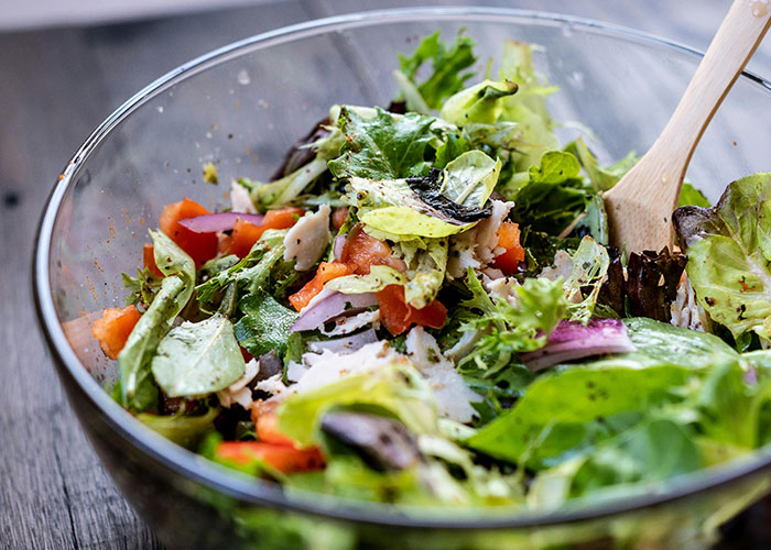 Vegan Woman Chooses Lifestyle Over Boyfriend And Kids, Refuses To Live With Him If He Eats Meat