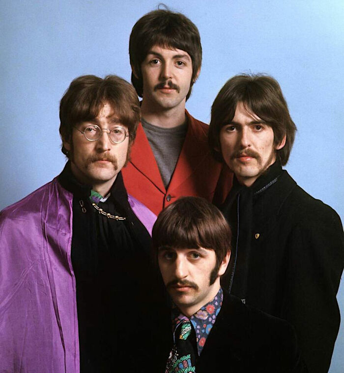 Paul McCartney Stuns Beatles Fans After Revealing Yoko Ono’s Claim About John Lennon’s Sexuality Paul McCartney Stuns Beatles Fans After Revealing Yoko Ono’s Claim About John Lennon’s Sexuality