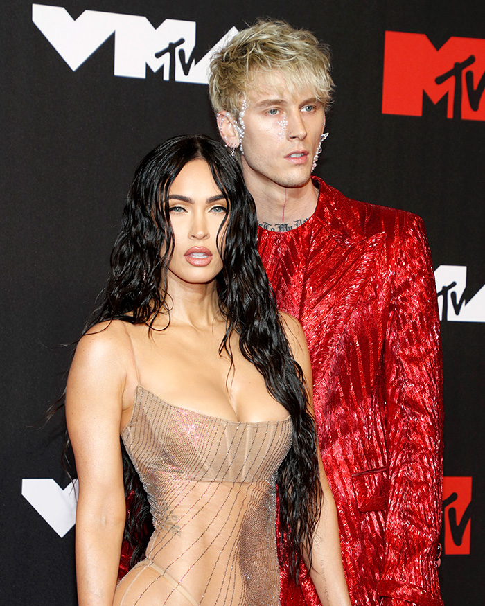 “Still Can’t Get Over This”: Fans Catch Odd Detail In Megan Fox’s Bold New Photos After Her Big Return