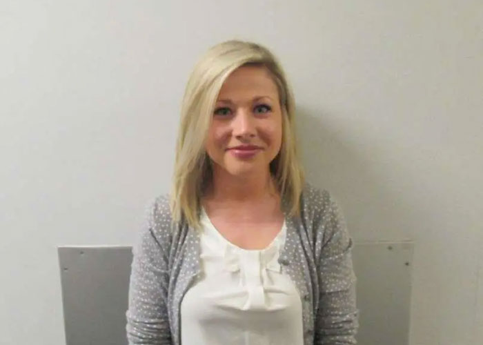 Unexpected Marriage Update For Teacher Who Went Viral For Smiling In Her Mugshot After Student Scandal