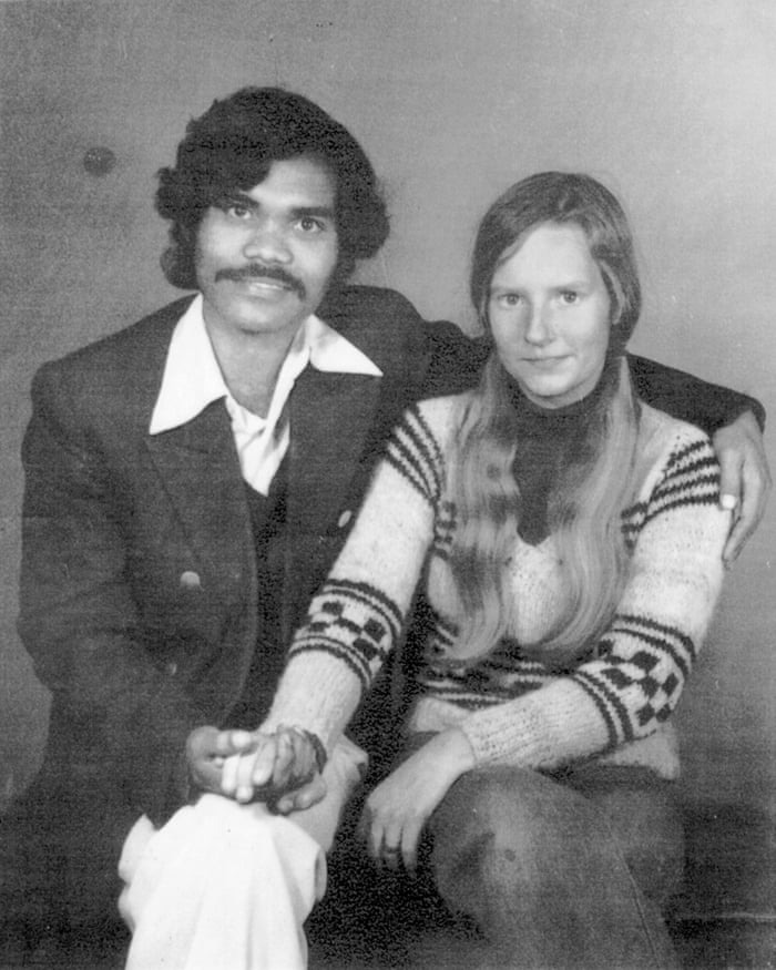 “Can’t Imagine Anyone Doing Something Like That Now“: 31 Crazy Things People Did For Love