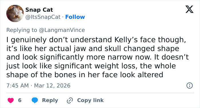 People Claim To Have Found The Exact “Moment” Sharon And Kelly Osbourne Started Taking Weight Loss Medication