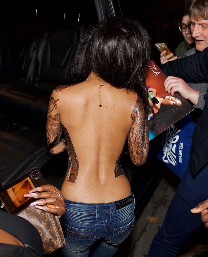 “Bianca Censori’s Disciple”: Tyla’s Bizarre Adhesive Top For Paris Fashion Week Sparks Wild Reactions