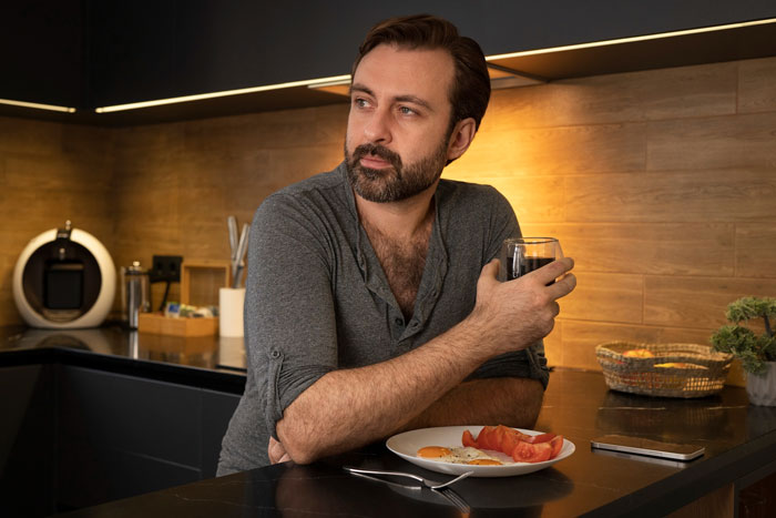 Bride Horrified After Uncovering Why Dad Cut Off His Family, Regrets Inviting Them To The Wedding Bride Horrified After Uncovering Why Dad Cut Off His Family, Regrets Inviting Them To The Wedding