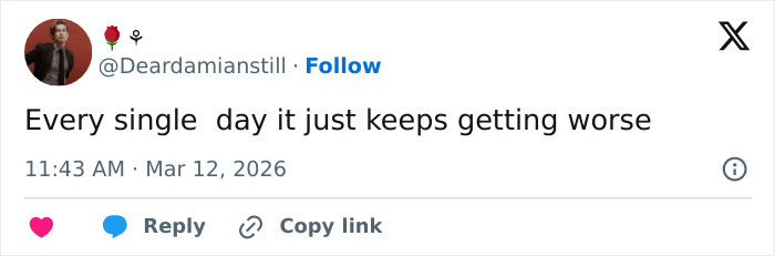 “Hypocrite”: Pedro Pascal Accused Of Blocking Fans After They Call Him Out Over Controversial Rumored Boyfriend