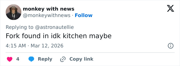 “Hypocrite”: Pedro Pascal Accused Of Blocking Fans After They Call Him Out Over Controversial Rumored Boyfriend