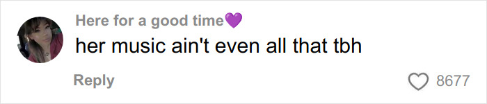 “First Celebrity Karen”: Chappell Roan’s Divisive Paparazzi Tactic Sparks Viral Debate On Gender And Privacy