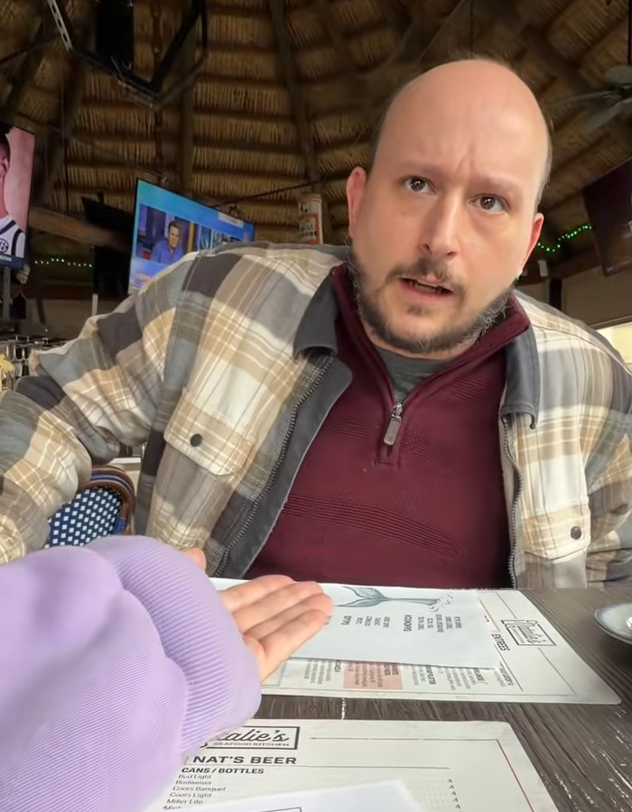 &ldquo;Lady, You Might Be In Danger”: Dramatic Twist As Husband Realizes The Woman He&rsquo;s Been Messaging On Tinder Is His Wife