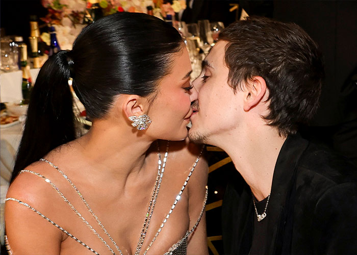 Academy Insider Claims Timothée Chalamet Blew His Oscar Chances With ‘Arrogant’ Streak