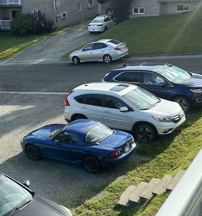 75 Strange Pics That People Just Had To Take As They Were Utterly Confused 75 Strange Pics That People Just Had To Take As They Were Utterly Confused