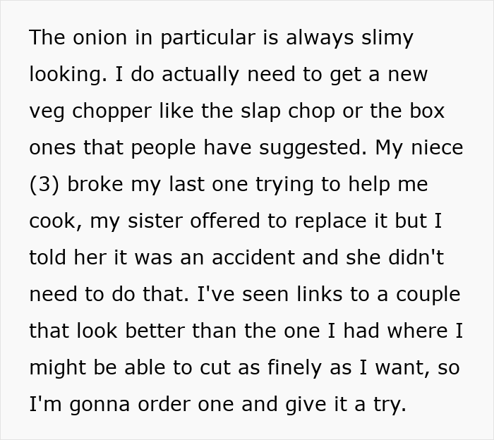 “My Mum Cuts Vegetables For Me”: Lazy BIL Can’t Handle The Fact That Guy With One Arm Can’t Use A Knife “My Mum Cuts Vegetables For Me”: Lazy BIL Can’t Handle The Fact That Guy With One Arm Can’t Use A Knife