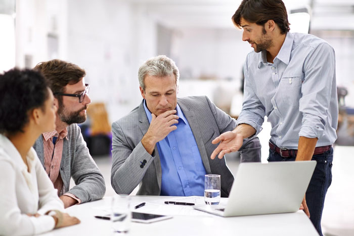 Toxic Boss Takes Credit For Employee’s Hard Work, Falls Flat On His Face As They Finally Expose Him